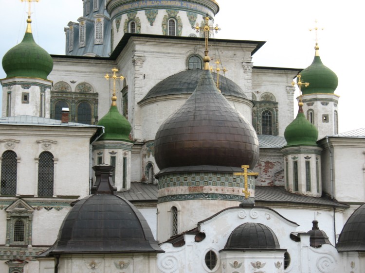 Воскресенский Новоиерусалимский монастырь. Церковь Константина и Елены, Истра (Истринский городской округ и ЗАТО Восход, Московская область). архитектурные детали