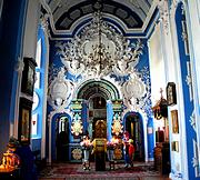 Воскресенский Новоиерусалимский монастырь. Собор Воскресения Христова, Керамический портал XVII века церкви Успения Пресвятой Богородицы. Лепнина середины XVIII. Вход со стороны северного крыла собора<br>, Истра, Истринский городской округ и ЗАТО Восход, Московская область