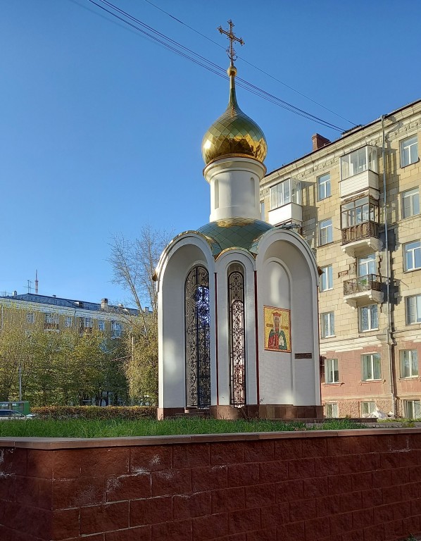 Часовня Владимирской иконы Божией Матери, Новосибирск (Новосибирск, город, Новосибирская область). фасады, Вид с юго-востока, обновлённый восточный фасад 