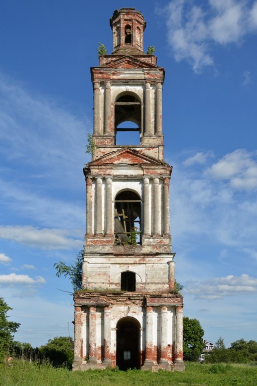 Покровское-на-Могзе. Церковь Покрова Пресвятой Богородицы. фасады, Вид на колокольню с запада
