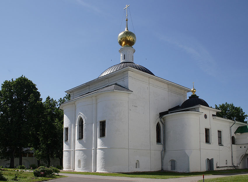 Церковь Воздвижения Креста Господня Дарна