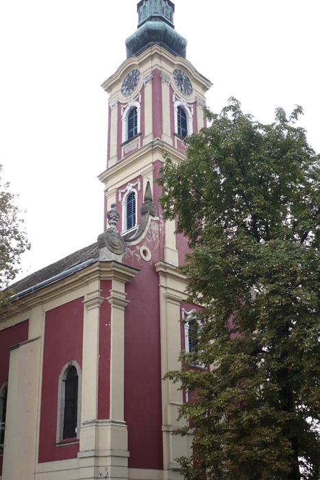 Сентендре. Кафедральный собор Успения Пресвятой Богородицы. фасады