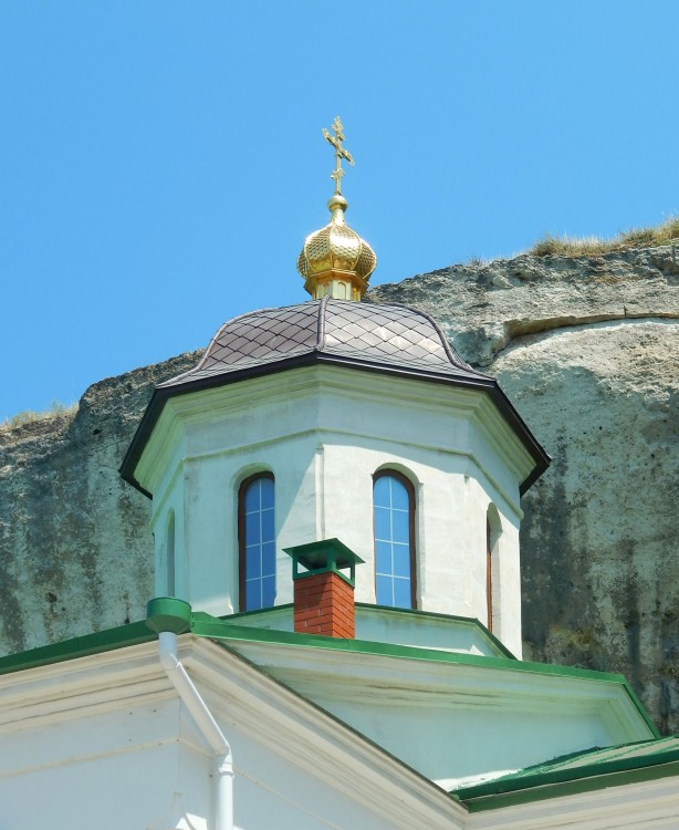 Инкерманский Климентовский мужской монастырь. Церковь Троицы Живоначальной, Инкерман (Балаклавский район, г. Севастополь). архитектурные детали