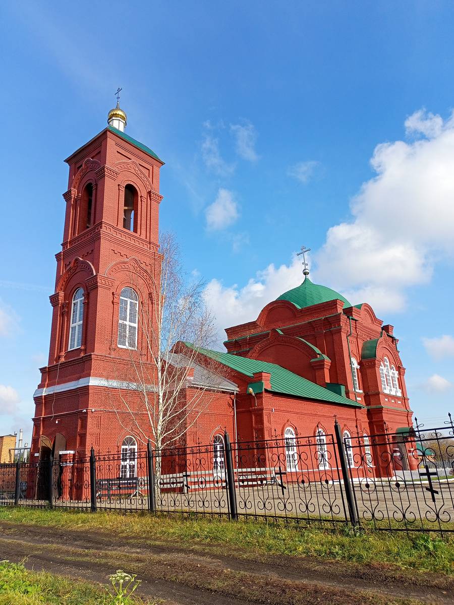 Церковь Троицы Живоначальной, Супонь (Узловский район, Тульская область). фасады