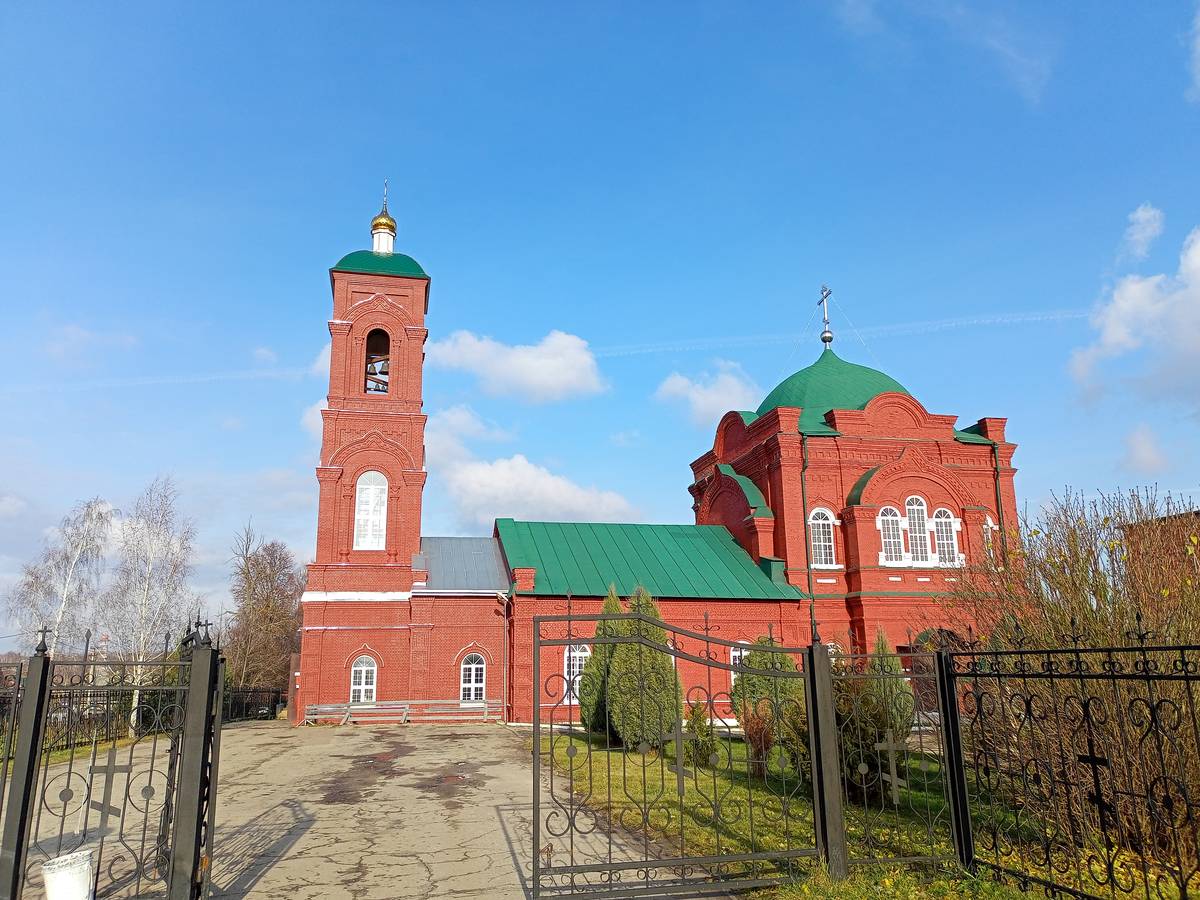 Церковь Троицы Живоначальной, Супонь (Узловский район, Тульская область). фасады