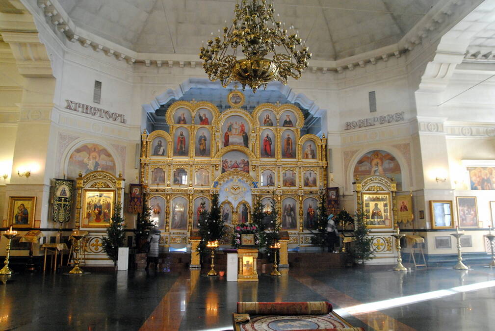 Церковь Димитрия Ростовского, Барнаул (Барнаул, город, Алтайский край). интерьер и убранство, Основной объем храма