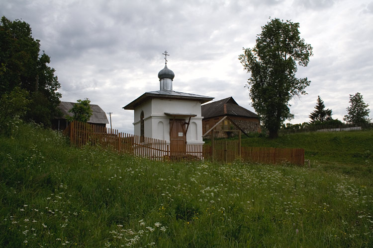 Часовня Параскевы Пятницы, Илемно (Солецкий район, Новгородская область). фасады, Вид с запада