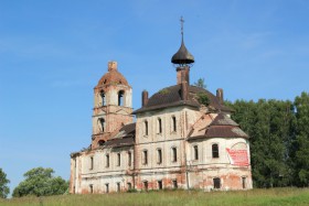 Архангельское. Церковь Троицы Живоначальной