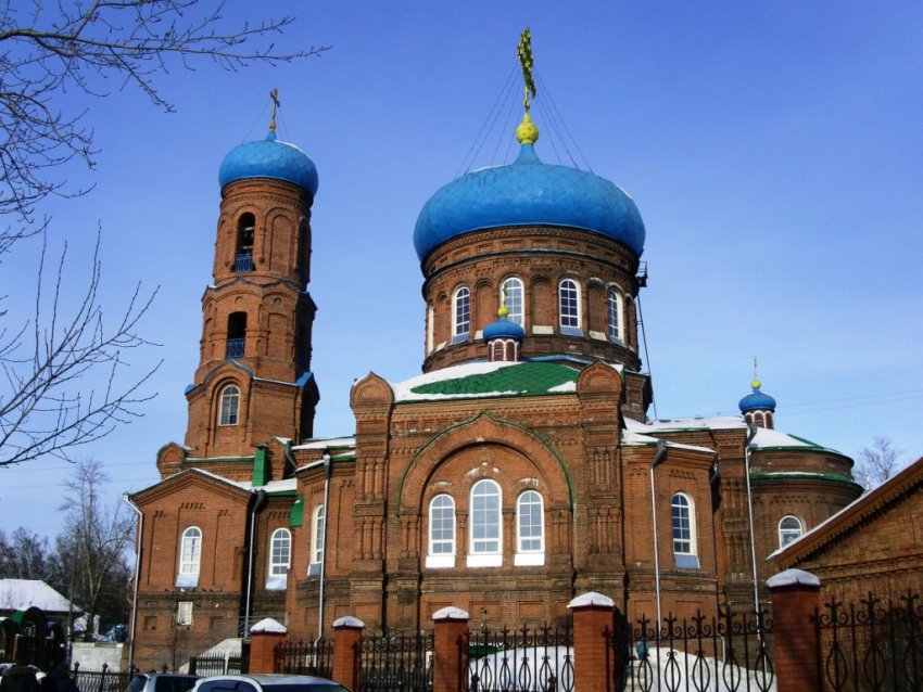 Барнаул. Кафедральный собор Покрова Пресвятой Богородицы. фасады, вид с юга