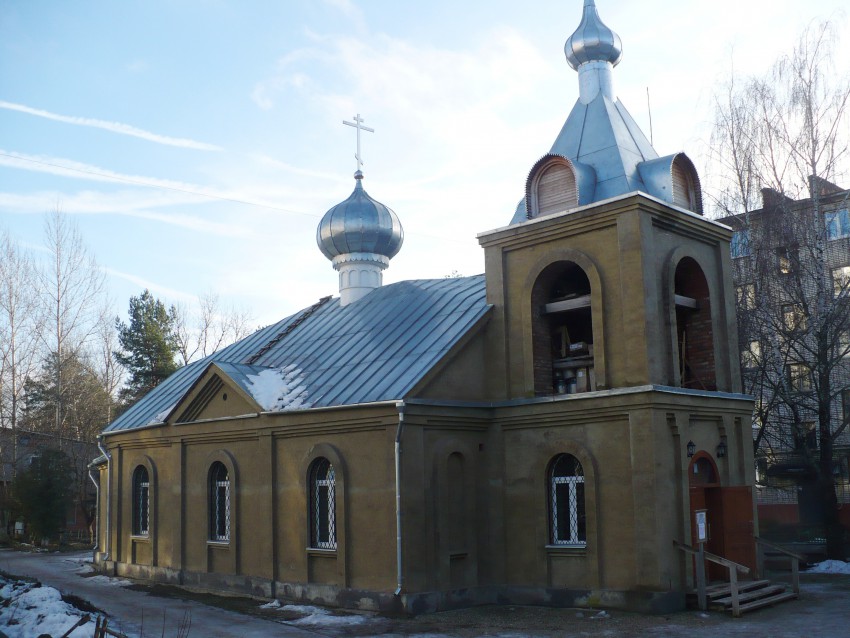 Алексин. Церковь Воздвижения Креста Господня. фасады