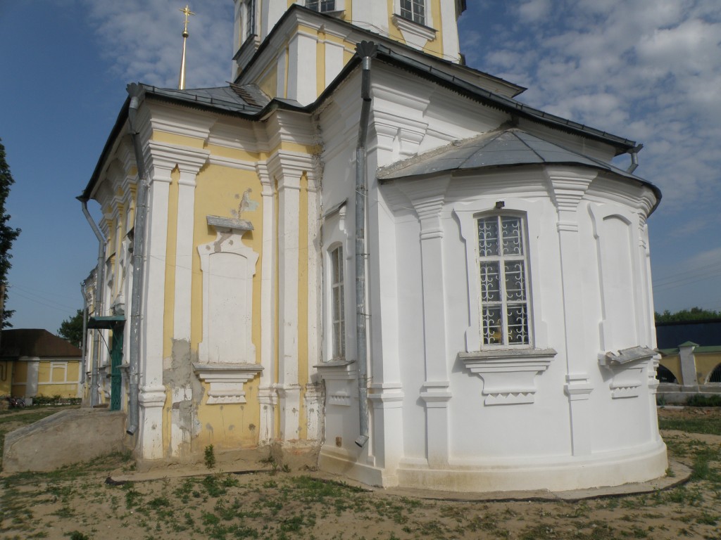 Церковь Димитрия Солунского, Дмитровск (Дмитровский район, Орловская область). архитектурные детали