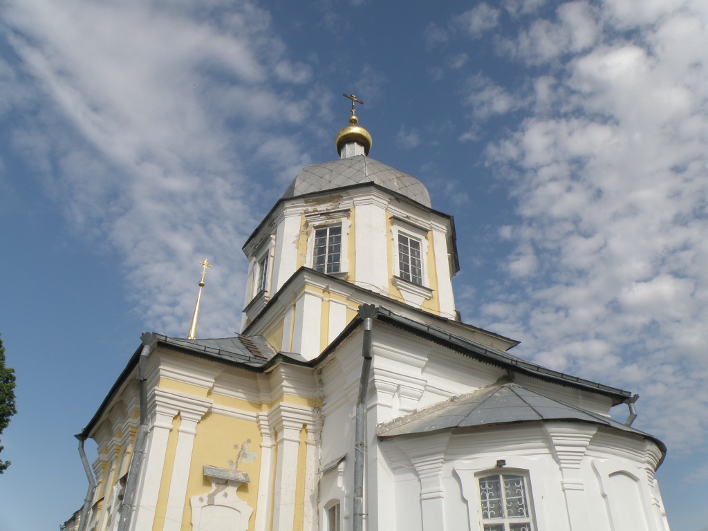 Церковь Димитрия Солунского, Дмитровск (Дмитровский район, Орловская область). архитектурные детали