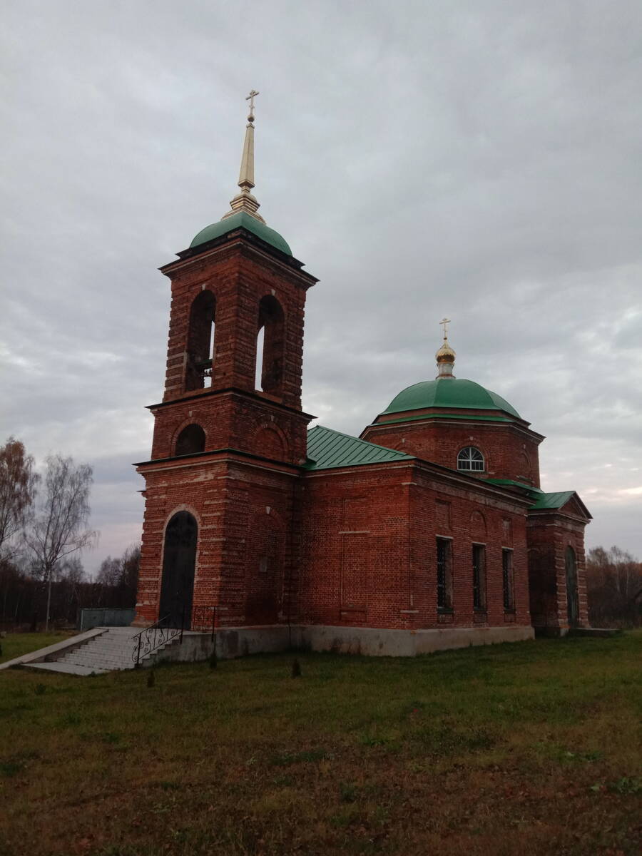 Церковь Троицы Живоначальной, Ржавец 2-й (Суворовский район, Тульская область). фасады