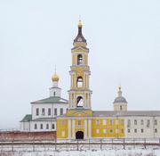 Богоявленский Старо-Голутвин монастырь. Церковь Введения во храм Пресвятой Богородицы в колокольне, , Коломна, Коломенский городской округ, Московская область