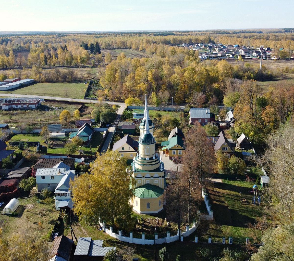 Церковь Николая Чудотворца, Черкизово (Коломенский городской округ, Московская область). общий вид в ландшафте