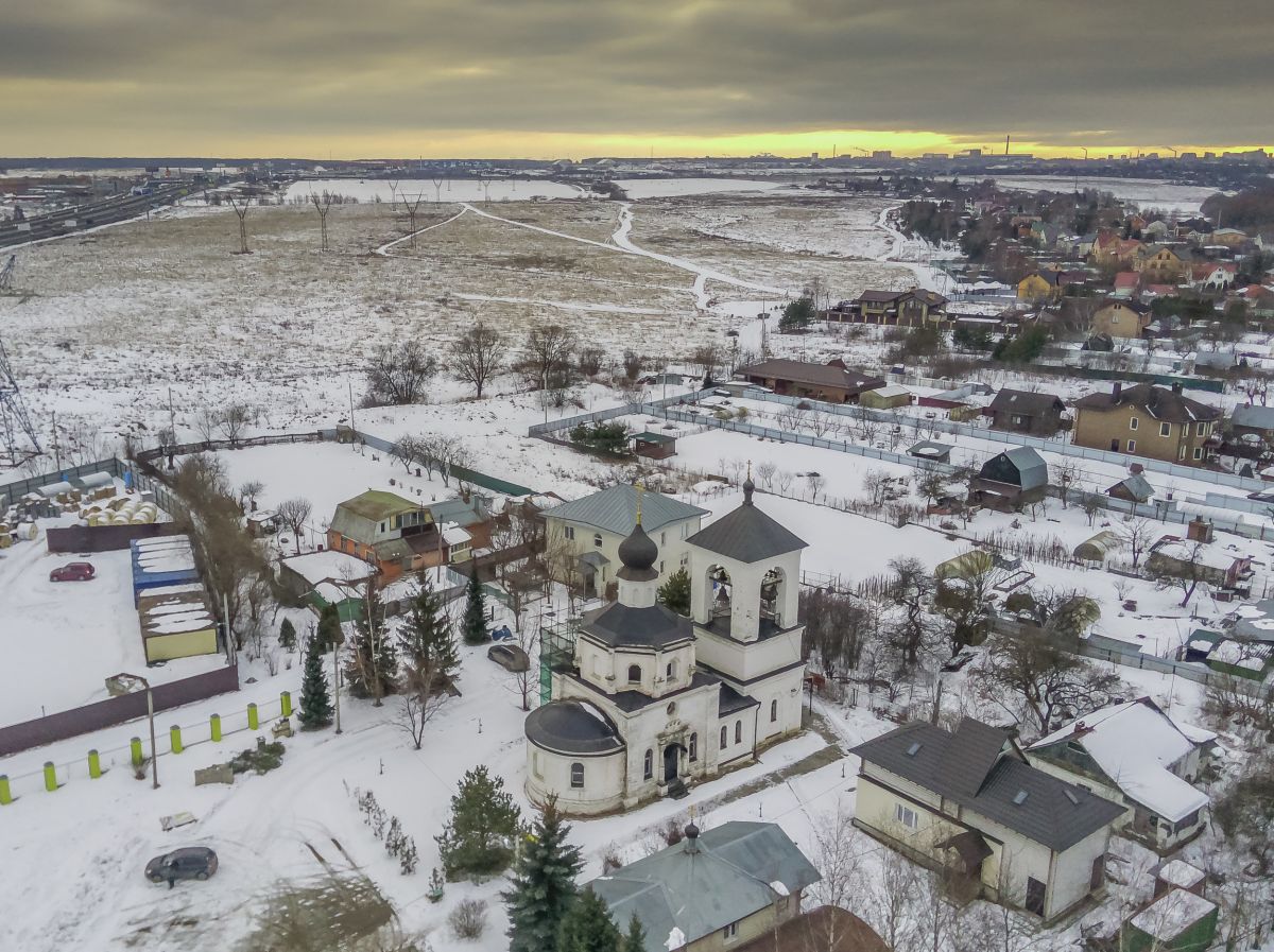 Церковь Николая Чудотворца, Стрелково (Подольский городской округ, Московская область). общий вид в ландшафте, Вид с северо-востока