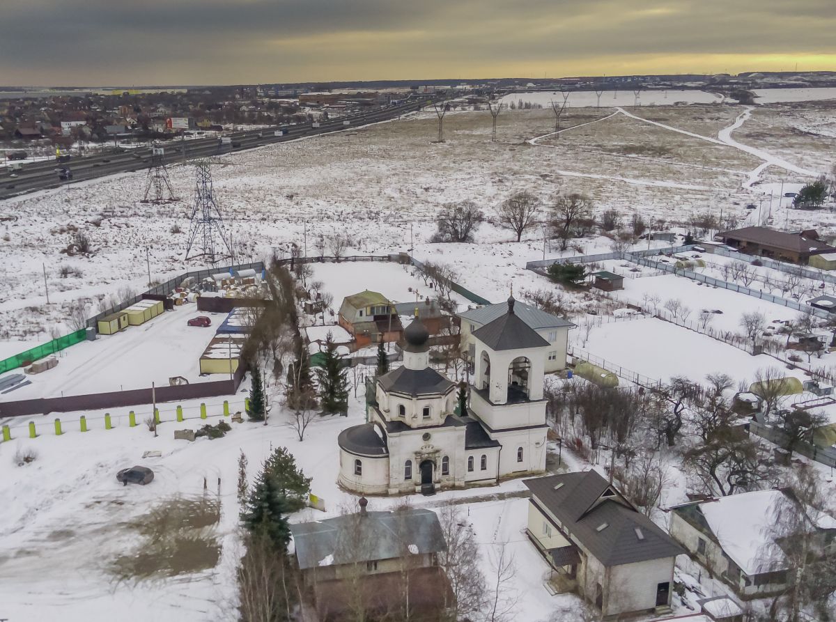Церковь Николая Чудотворца, Стрелково (Подольский городской округ, Московская область). общий вид в ландшафте, Вид с севера