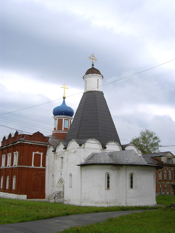 Брусенский Успенский монастырь. Церковь Успения Пресвятой Богородицы, Коломна (Коломенский городской округ, Московская область). архитектурные детали, Успенская церковь(1552г.)Успенско-Брусенского женского монастыря. Вид с Ю-В.