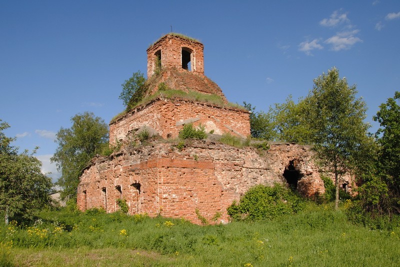 Вепри (Вепрея). Церковь Успения Пресвятой Богородицы. фасады