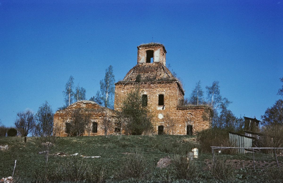 фасады. Церковь Успения Пресвятой Богородицы, Вепри (Вепрея) (Заокский район, Тульская область)