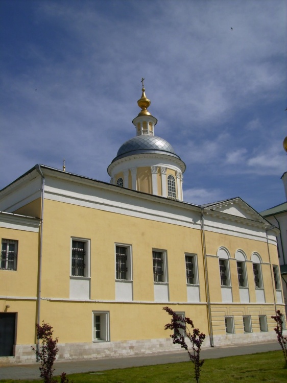 Коломна. Богоявленский Старо-Голутвин монастырь. Церковь Сергия Радонежского. фасады, 		      