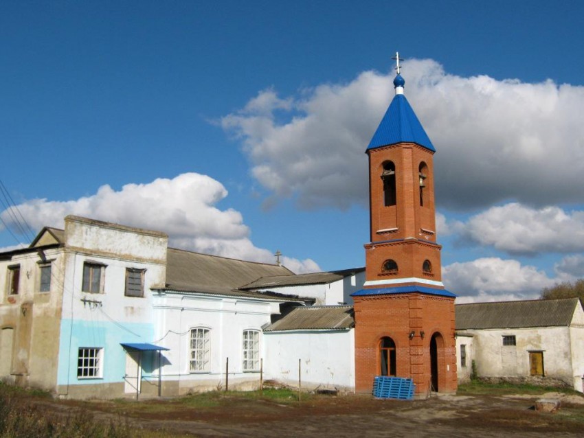 Церковь Покрова Пресвятой Богородицы, Старая Ведуга (Семилукский район, Воронежская область). фасады