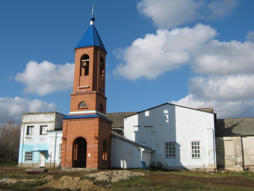 Церковь Покрова Пресвятой Богородицы, Старая Ведуга (Семилукский район, Воронежская область). фасады
