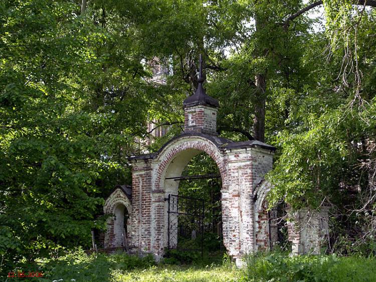 Церковь Троицы Живоначальной, Красное (Некоузский район, Ярославская область). дополнительная информация