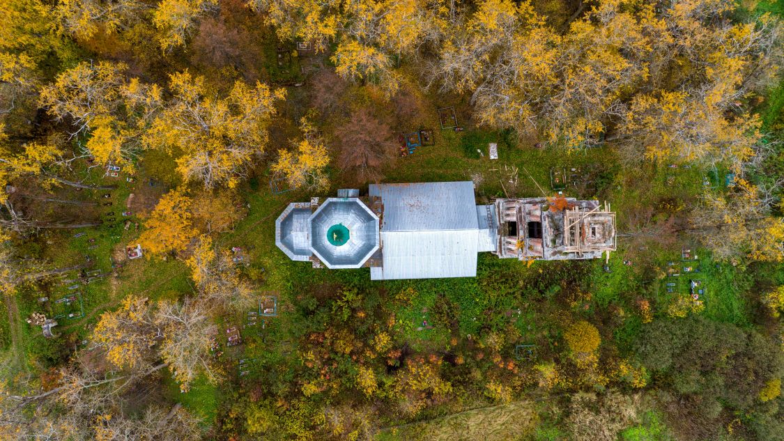 Церковь Троицы Живоначальной, Красное (Некоузский район, Ярославская область). фасады