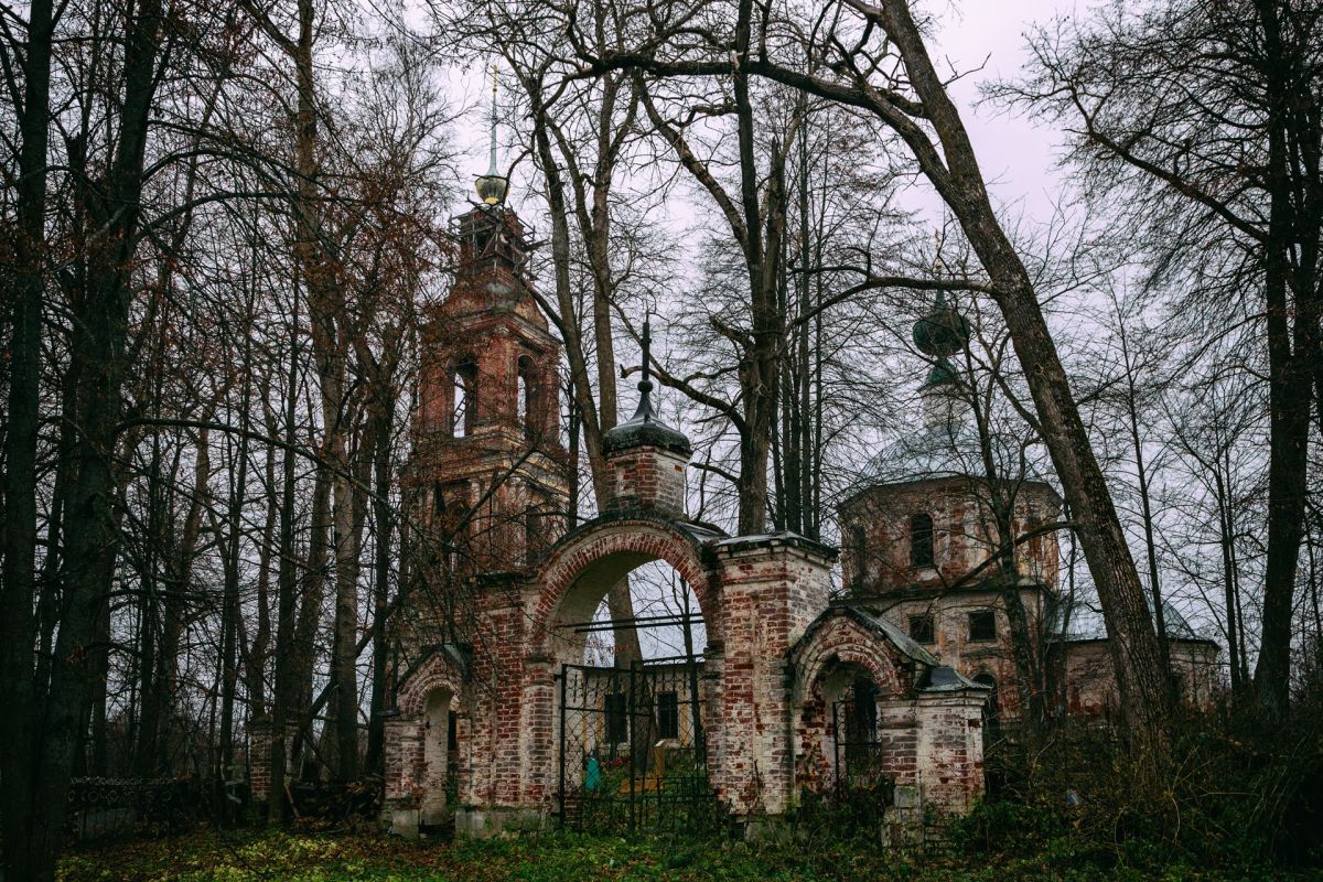 Церковь Троицы Живоначальной, Красное (Некоузский район, Ярославская область). дополнительная информация