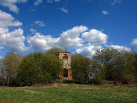 Погост Лучане. Колокольня церкви Покрова Пресвятой Богородицы