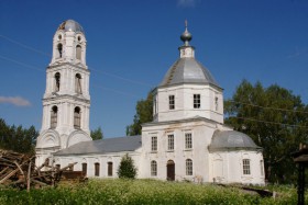 Болонино. Церковь Покрова Пресвятой Богородицы