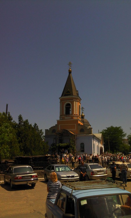 Николаев. Церковь Сошествия Святого Духа на водопое. фасады