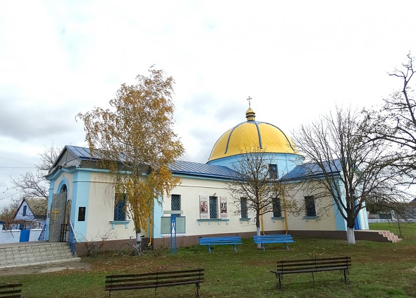 Церковь Рождества Пресвятой Богородицы, Калиновка (Николаевский район, Украина, Николаевская область). фасады