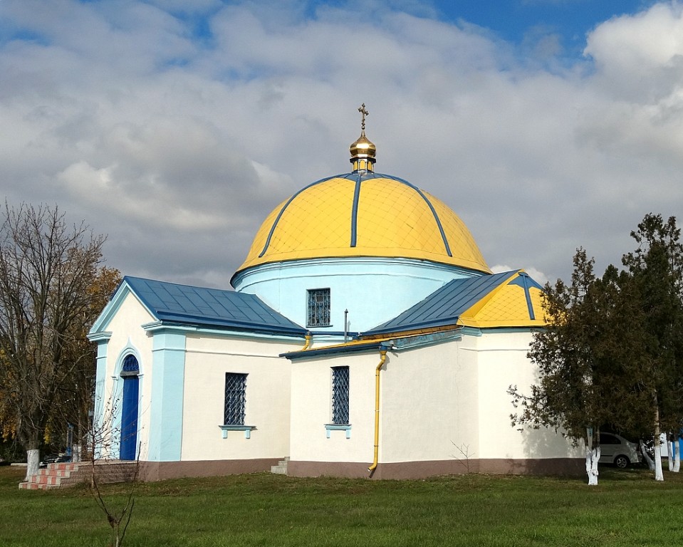 Калиновка. Церковь Рождества Пресвятой Богородицы. фасады