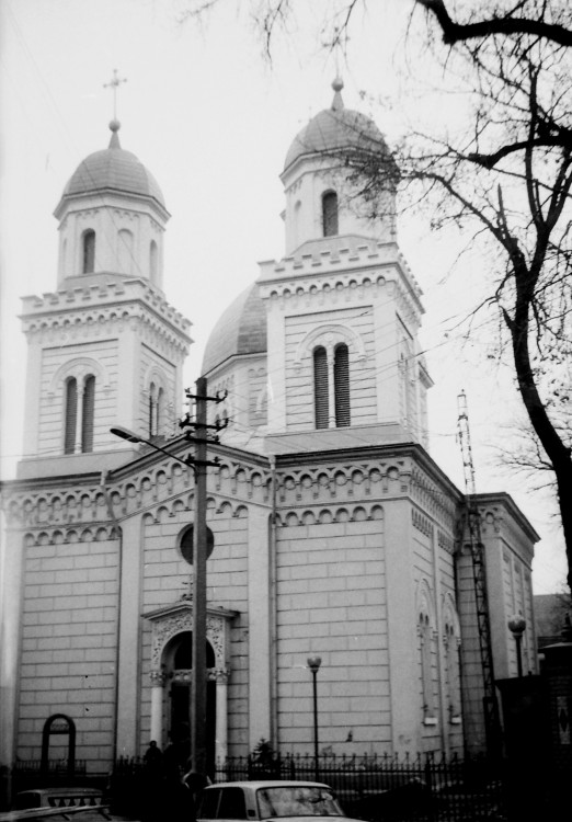 Черновцы. Церковь Параскевы Сербской. фасады