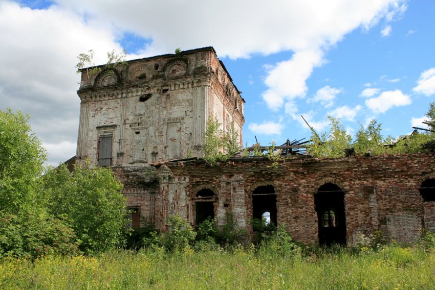 Верховино. Церковь Спаса Преображения. фасады