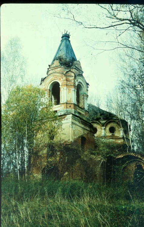 Казнаково. Церковь Троицы Живоначальной. фасады, 1994