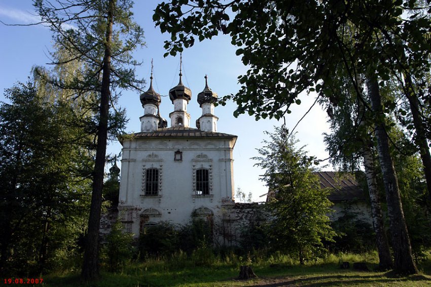 Церковь Рождества Христова, Устюжна (Устюженский район, Вологодская область). фасады