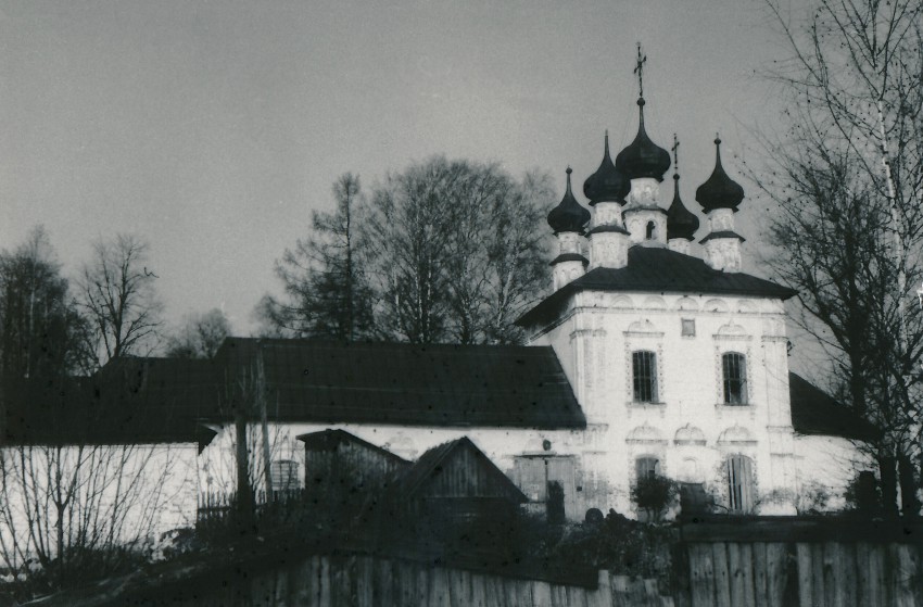 Устюжна. Церковь Рождества Христова. фасады