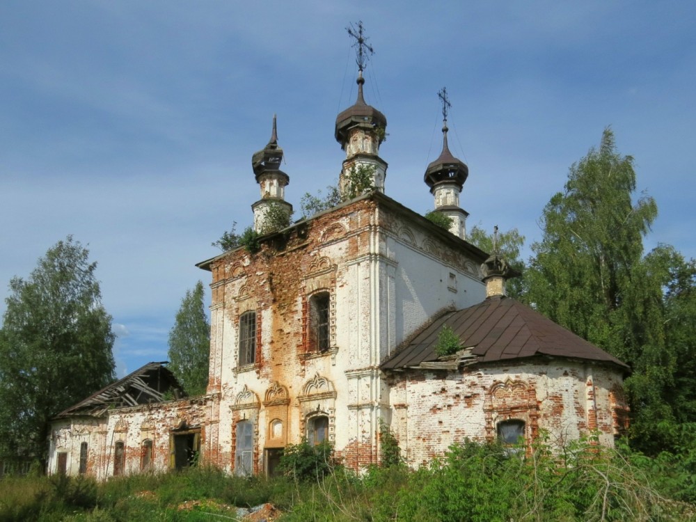 Устюжна. Церковь Рождества Христова. фасады