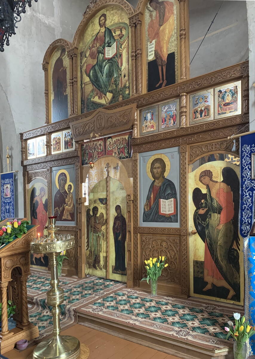 Церковь Успения Пресвятой Богородицы, Кобрино (Гатчинский район, Ленинградская область). интерьер и убранство