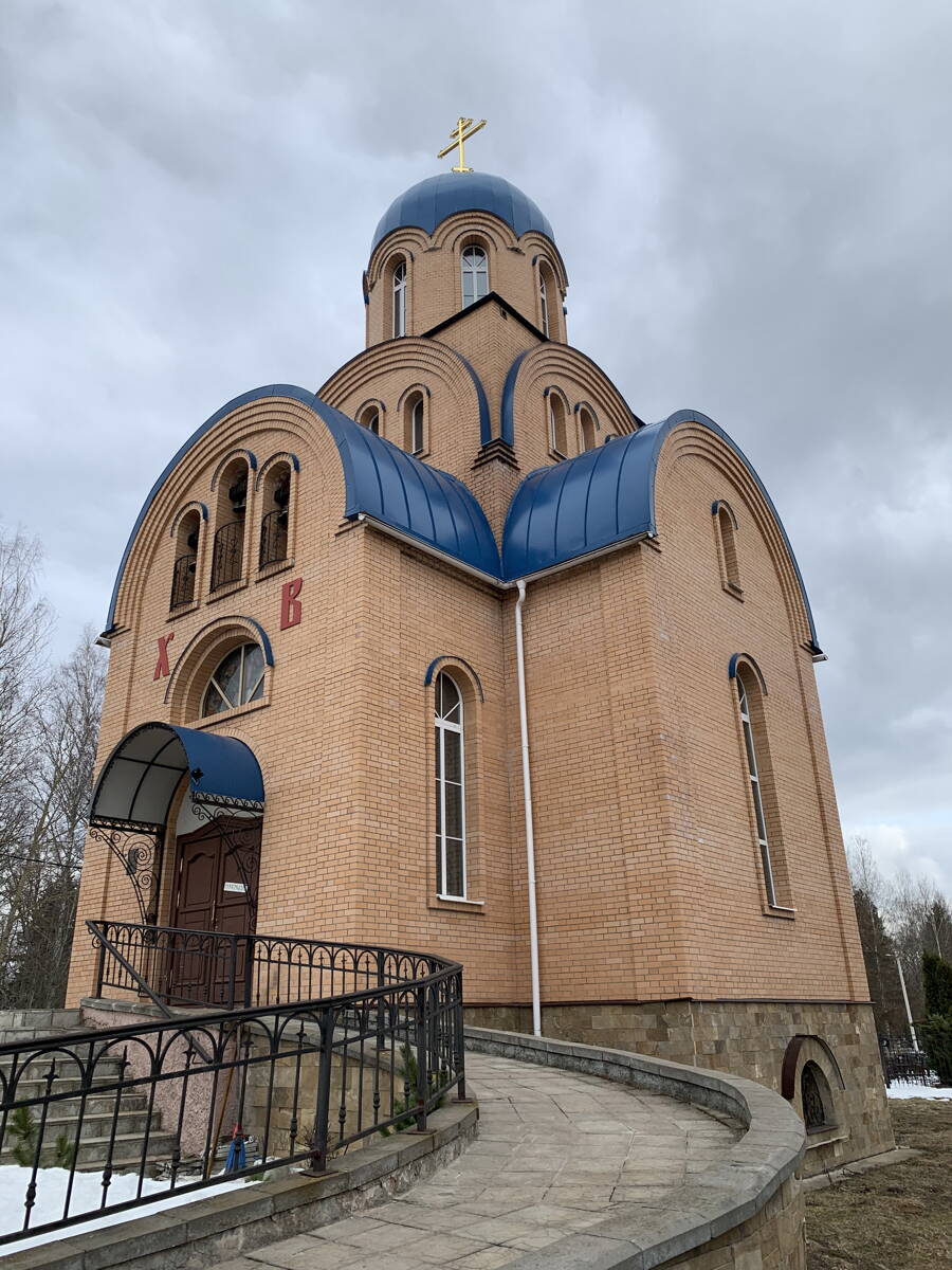 Церковь Успения Пресвятой Богородицы, Кобрино (Гатчинский район, Ленинградская область). фасады