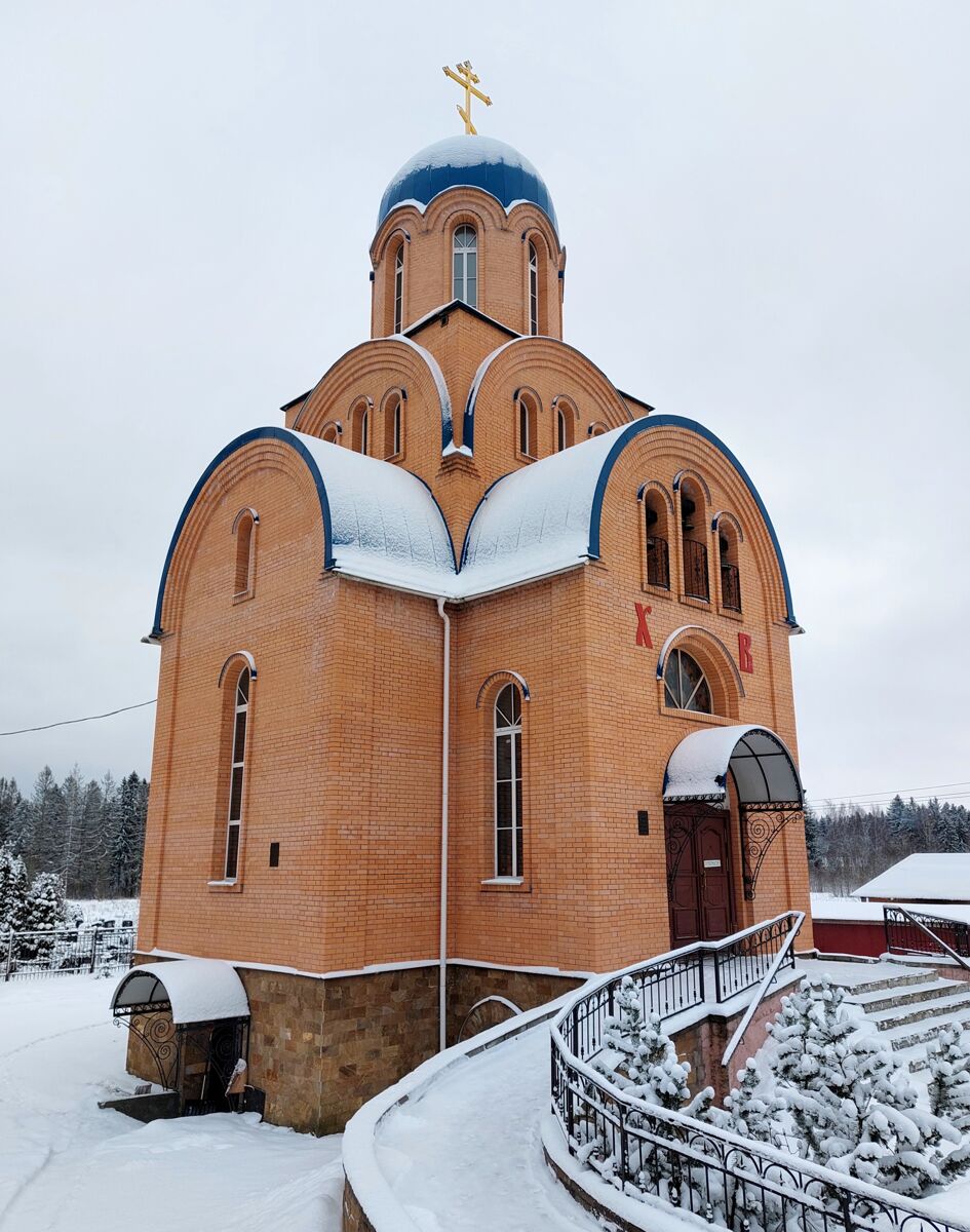 Церковь Успения Пресвятой Богородицы, Кобрино (Гатчинский район, Ленинградская область). фасады