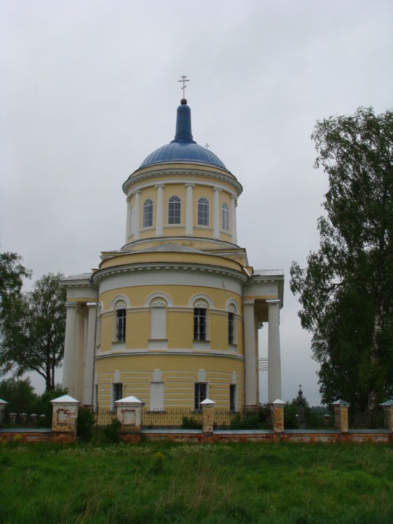Церковь Воскресения Словущего, Сельцо-Карельское (Удомельский городской округ, Тверская область). фасады