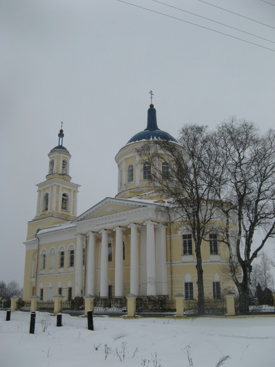 Церковь Воскресения Словущего, Сельцо-Карельское (Удомельский городской округ, Тверская область). фасады