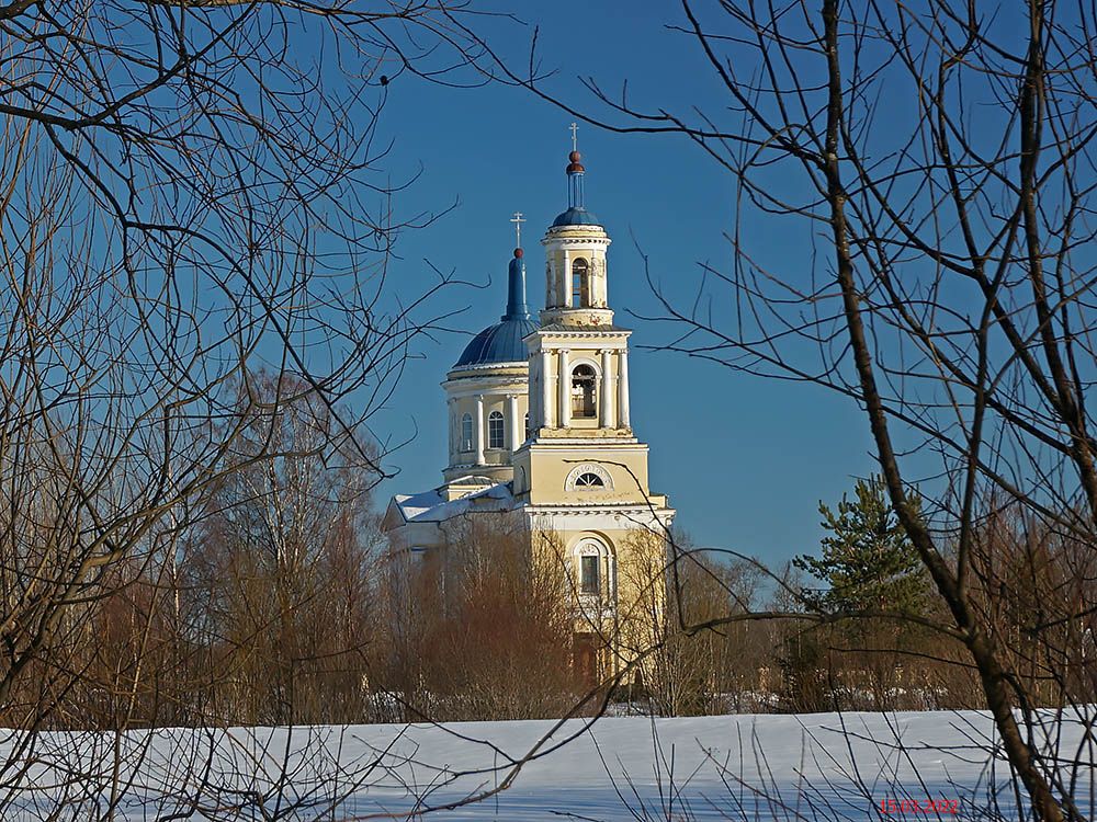 Церковь Воскресения Словущего, Сельцо-Карельское (Удомельский городской округ, Тверская область). фасады