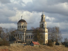 Сельцо-Карельское. Церковь Воскресения Словущего
