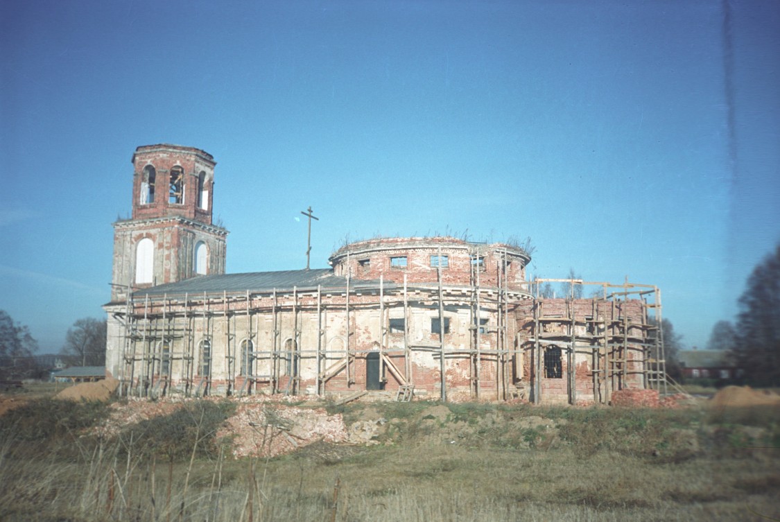 Ильинское (Ярополецкая с/а). Церковь Илии Пророка. фасады