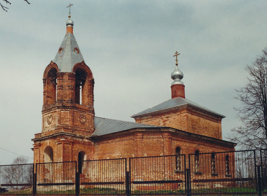 Церковь Иоанна Богослова, Каменки (Волоколамский городской округ, Московская область). фасады